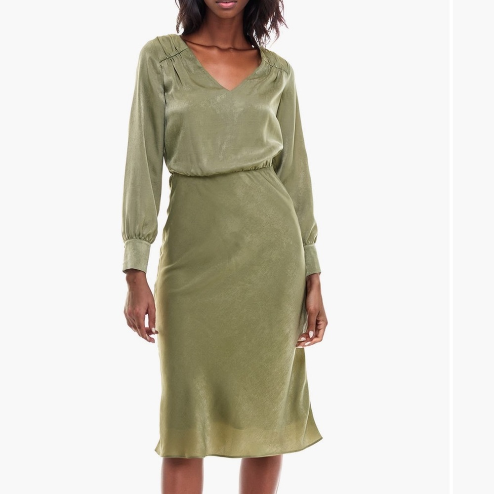 Socialite Bias Cut Long Sleeve Midi Dress